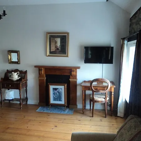 Gasthof Guest Accomodation *
